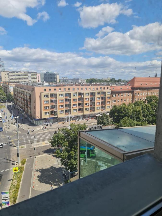 Plac Zolnierza Polska Apartment *